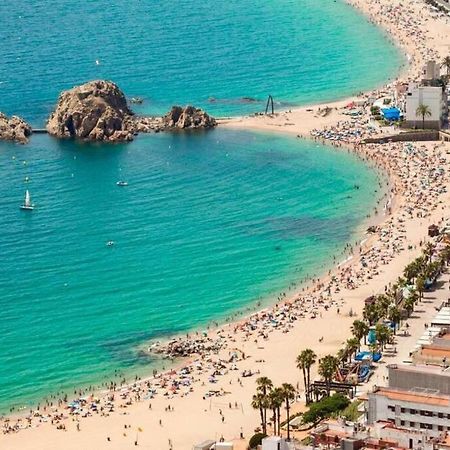 Apartamento Con Piscina En El Centro De Blanes Dış mekan fotoğraf